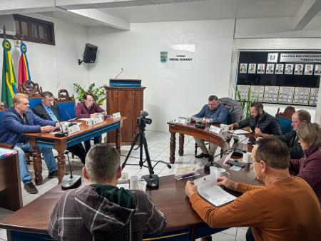 Câmara de Forquetinha aprova dois projetos de lei durante Sessão Ordinária