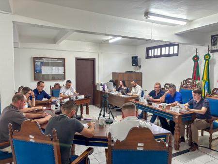 Câmara de Vereadores aprova projeto para contratação temporária de professores